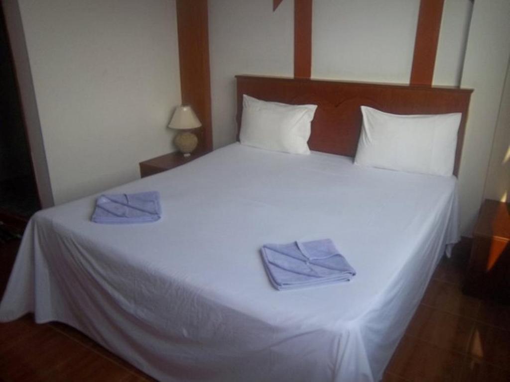 Centre Point Patong Hotel Room photo